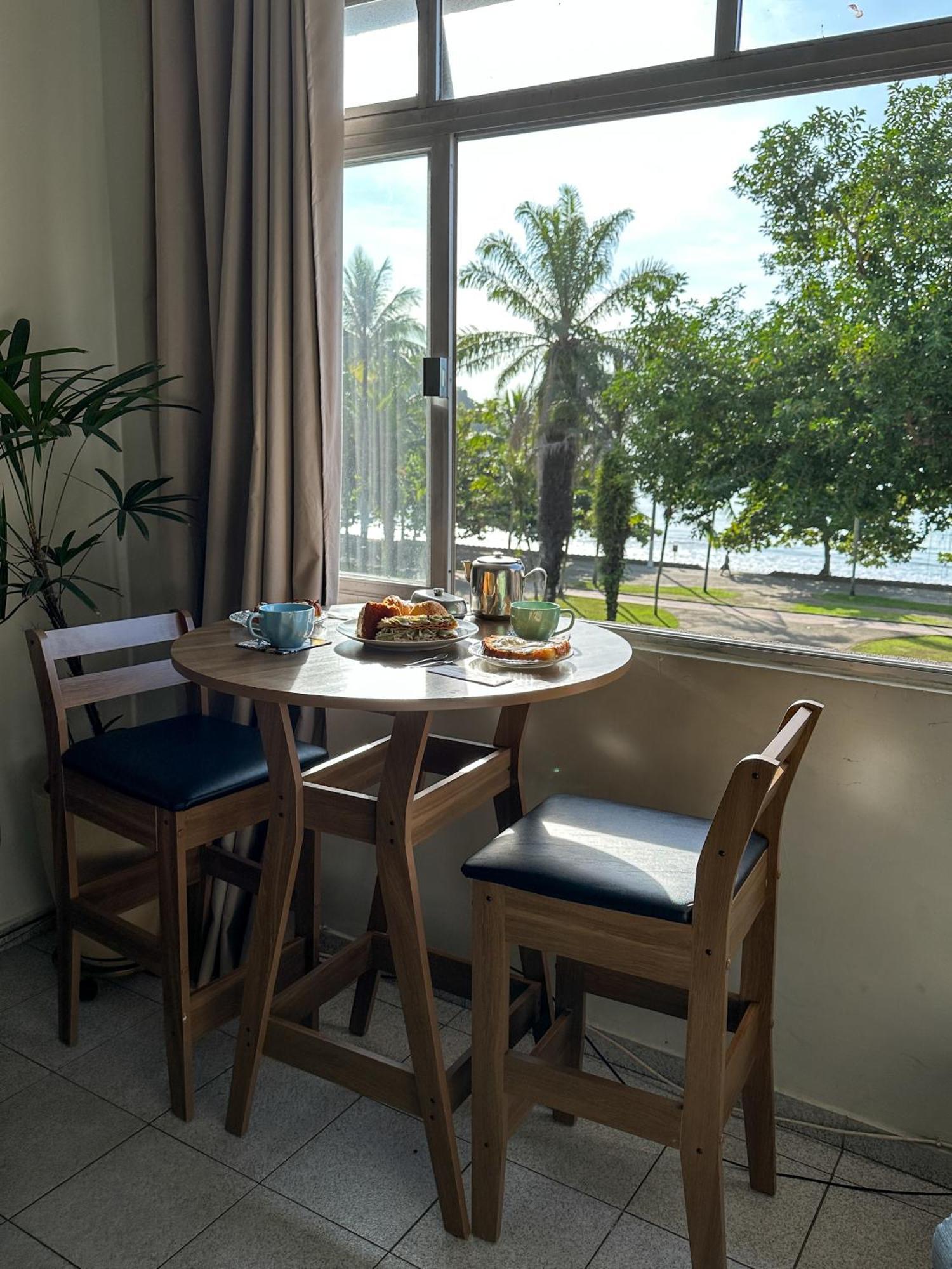 Apartamento Com Vista Pro Mar No Centro De Ubatuba - 2 Quartos E Cozinha Completa Exterior photo